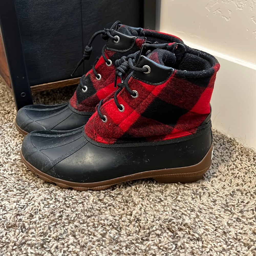 Sperry Syren Gulf Buffalo Check Red Plaid Duck Boot 9